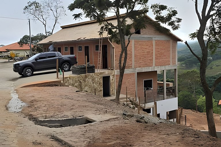 Villa da Serra Suítes Ar condicionado 700m do centrinho